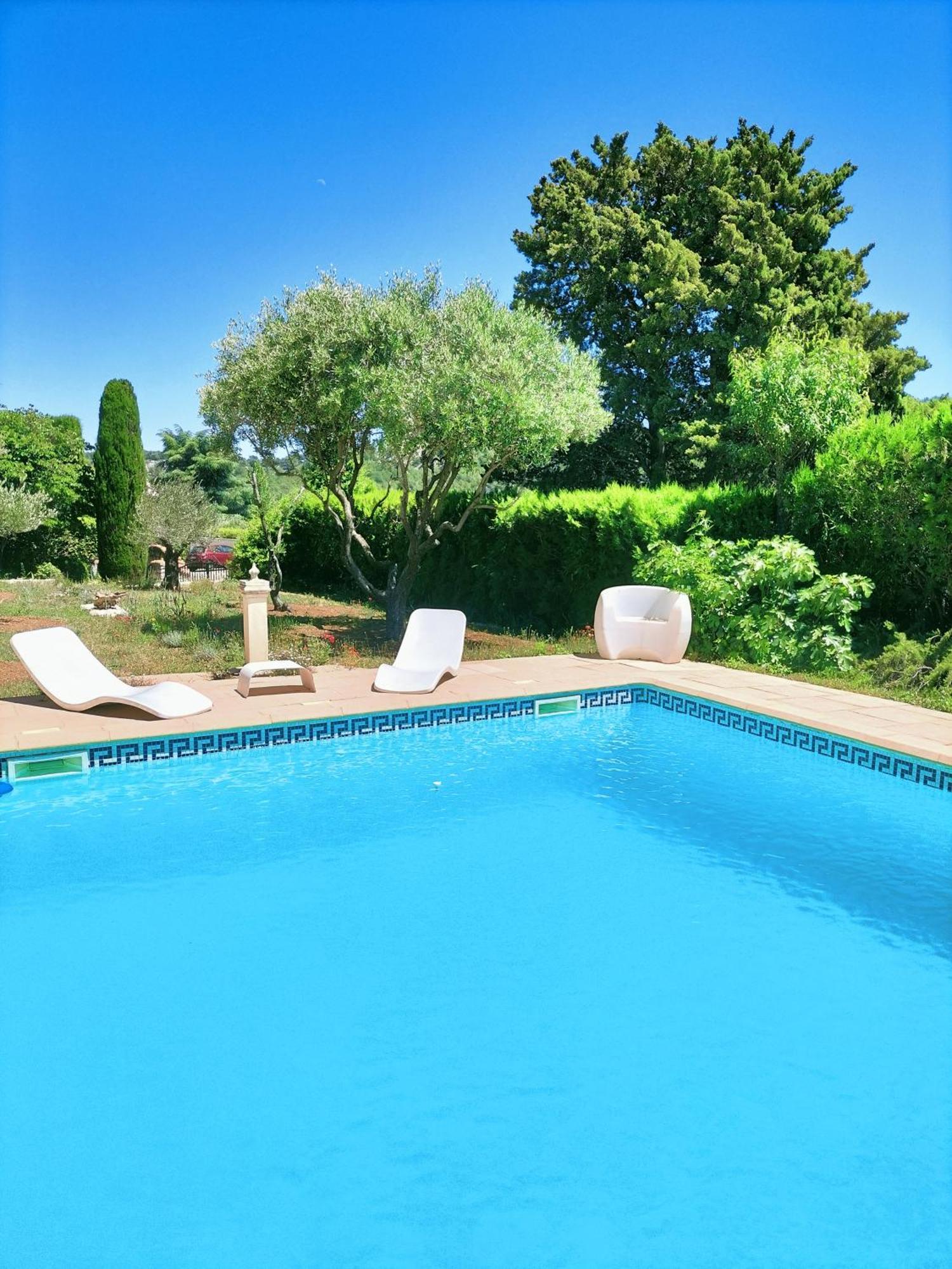 Vacances Carnoux-en-Provence Exterior photo